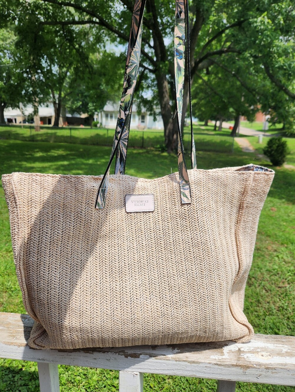 Victoria's Secret Tote Shoulder Beach Woven Straw Weekender Bag 2020 Ltd Edition